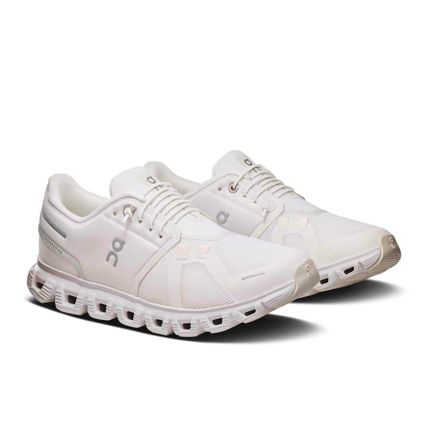 ON RUNNING CLOUD 6 - WHITE