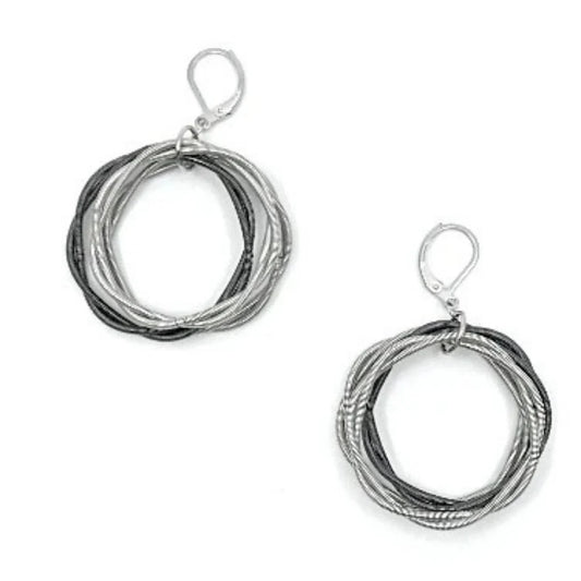 SEA LILY TWISTED LOOP EARRINGS